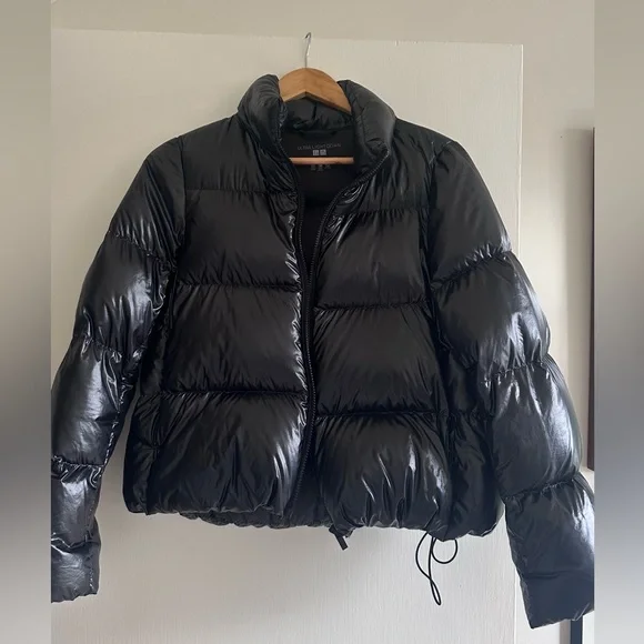 Uniqlo Ultra Light Down Shiny Black Puffer Jacket - Picture 2 of 6
